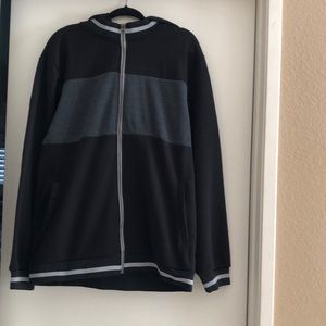 NWT ACROSS THE POND Men’s XXL SWEATSHIRT BLACK & Grey